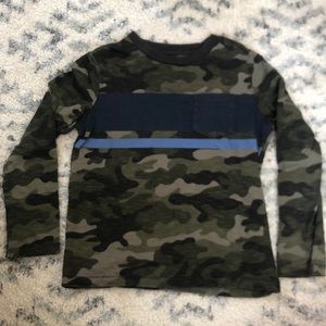 Gap kids- S camo long sleeve